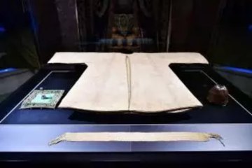 Ramazan geleneği gerçekleştirildi: Hırka-i Şerif ziyarete açıldı