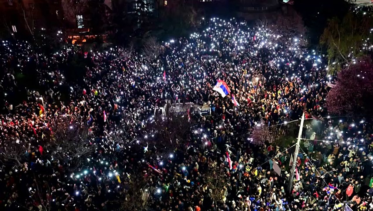 Großdemonstration gegen Korruption und Regierung in Serbien