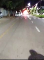 Condutor embriagado tomba carro após colisão na avenida Portugal