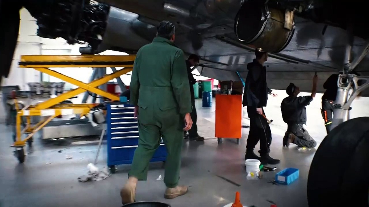 Steel Buddies S09E12-Dachschaden