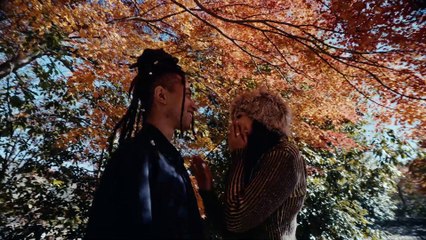 Julía - Fall in Love