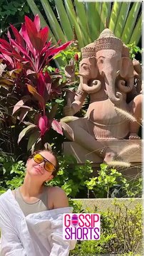 Hania Amir Tankeed Ka nishana Ban gai - Holy Pe bindi oagany pe hania ky fans howy naraz