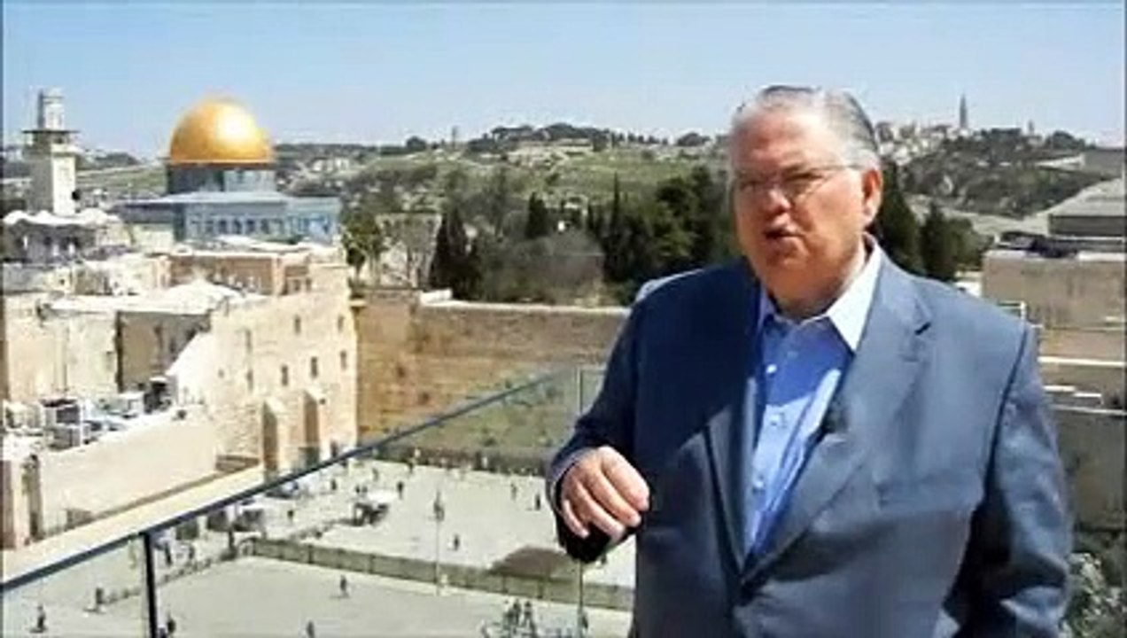 Pastor John Hagee at the Wailing Wall, on Aish HaTorah's rooftop, 2012