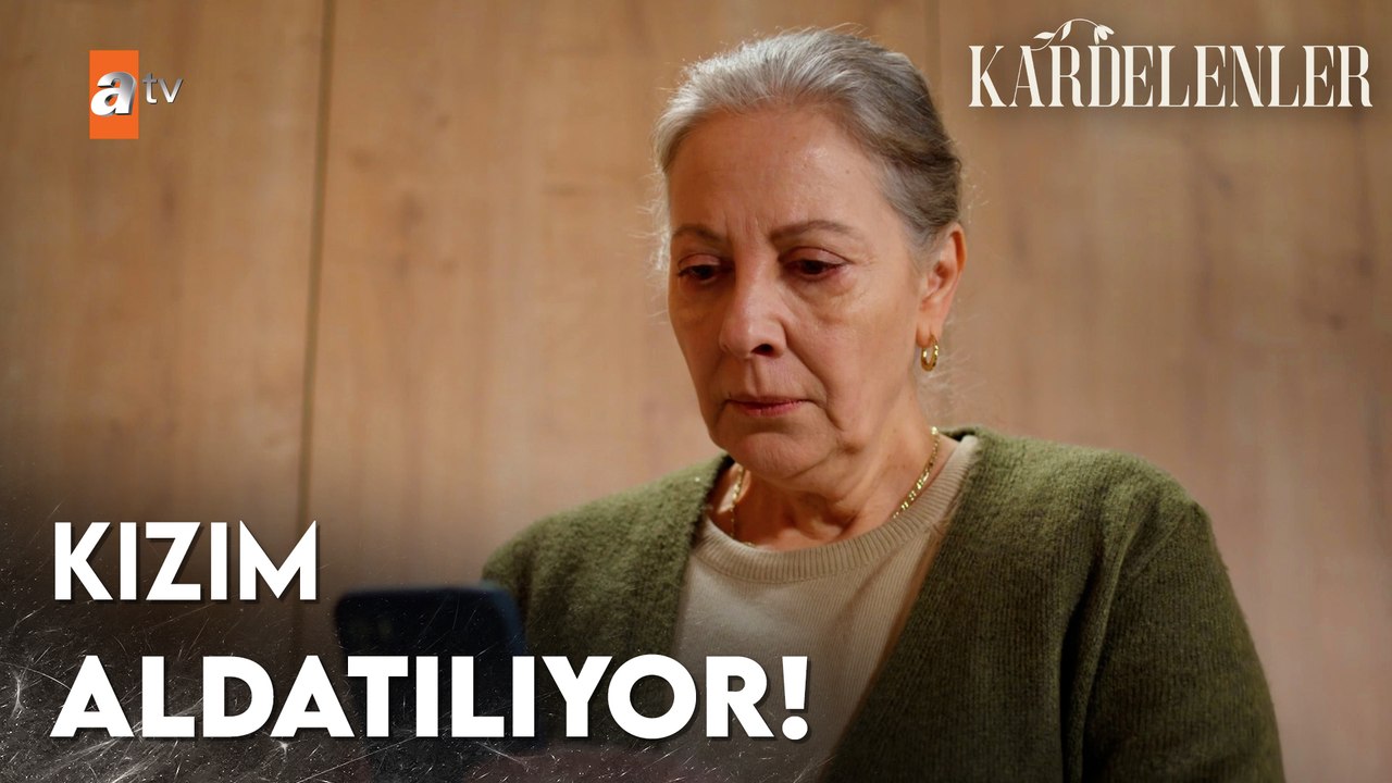 Hicran, aldatma mesajını kendi gözleriyle gördü! - Kardelenler 7. Bölüm