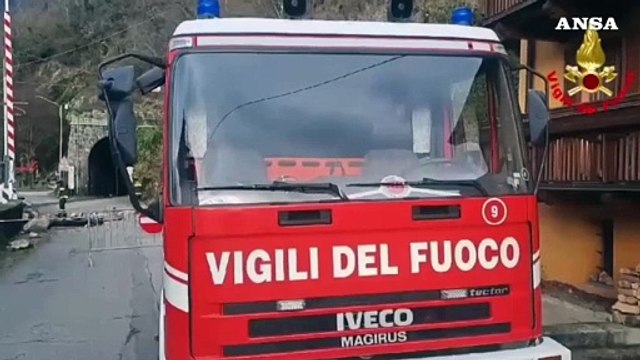 Frana a Verceia, in Valchiavenna: bloccata la circolazione dei treni