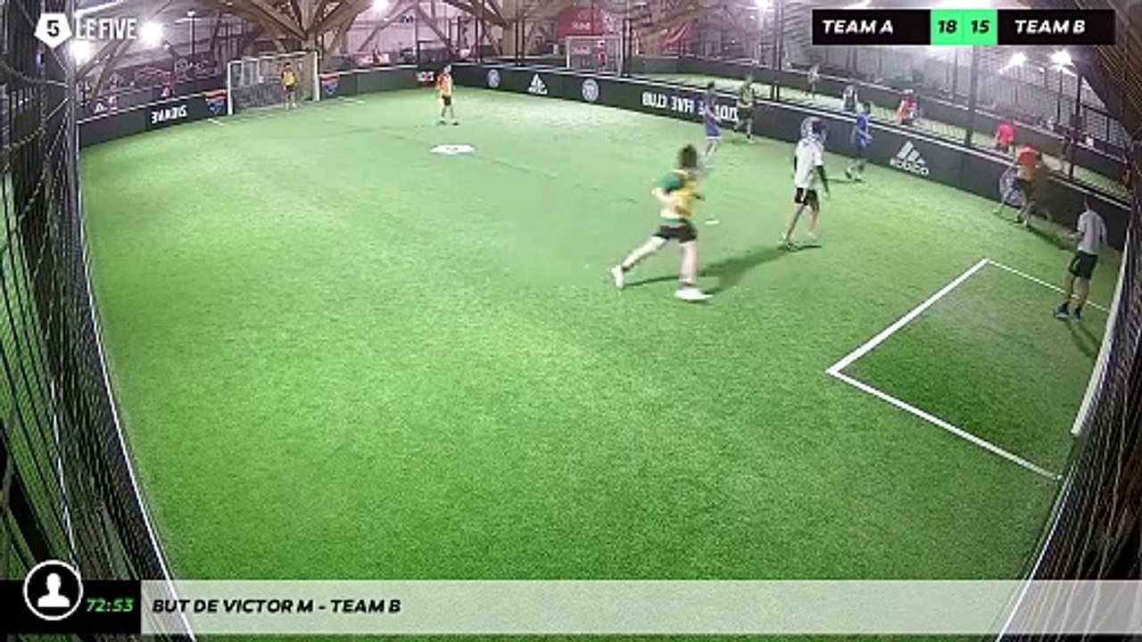 But de Victor M - Team B
