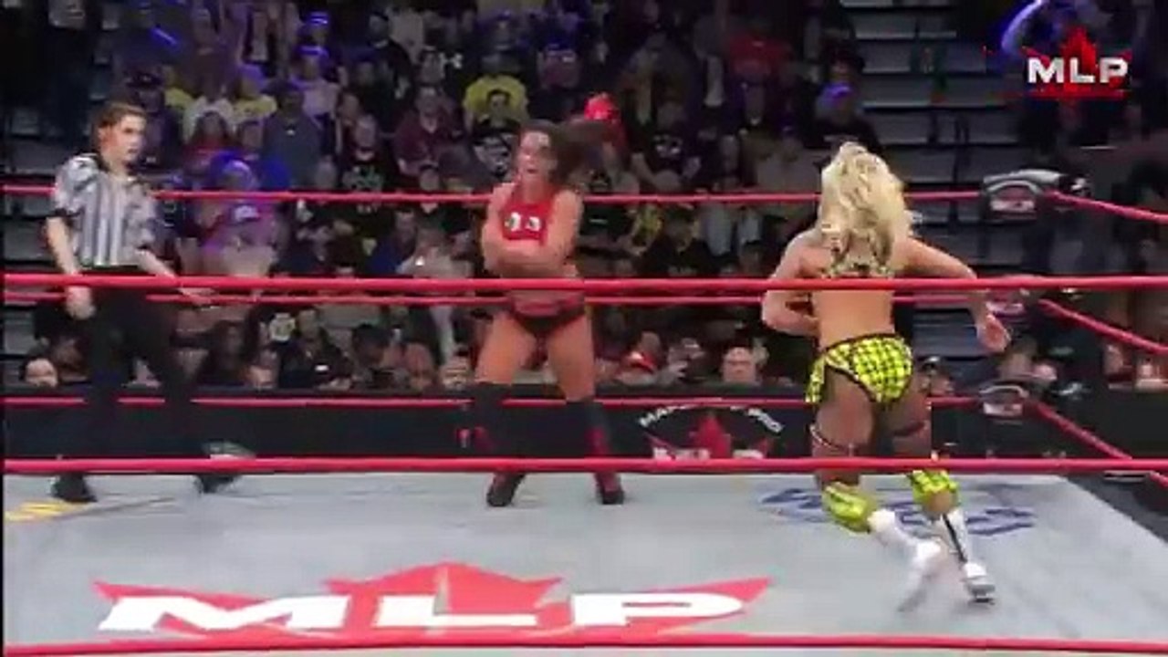 MAPLE LEAF PRO Wrestling - .@_TaylorRising attempts a second pumphandle slam, bu