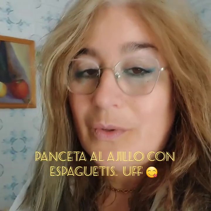 Si tienes 1 bandeja de panceta y espaguetis haz esta riquísima receta rica rica