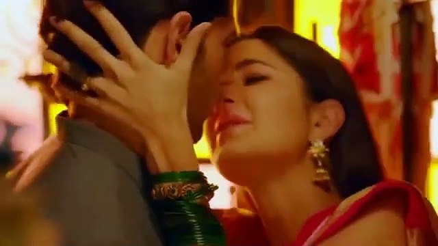 Katrina Kaif very Hot Kissing Scene _ Lip Lock Kiss _ Whatsapp status video _ Awesome Romantic Love