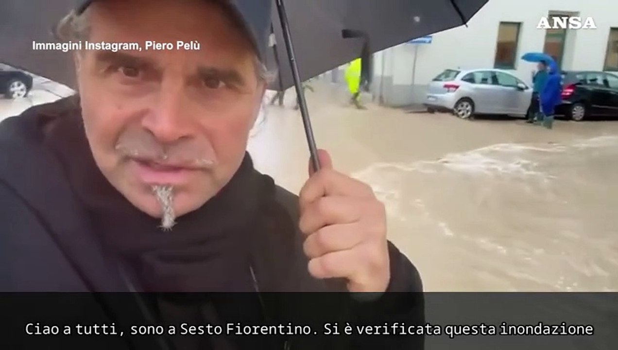Piero Pelu' a Sesto Fiorentino: "Attenzione ai tombini saltati ma invisibili"