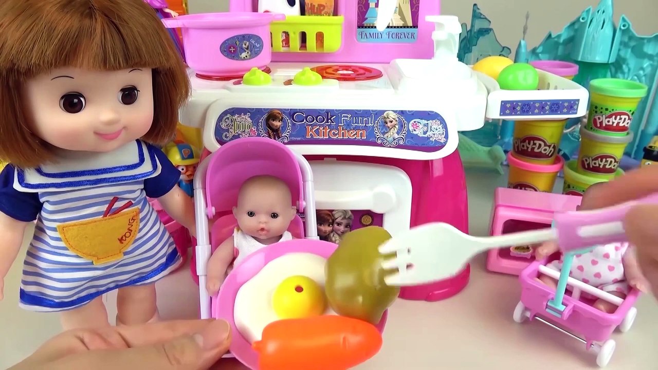 Frozen Kitchen Toys [Baby Dolly]