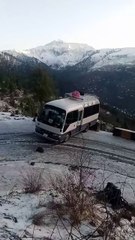 "Terrifying Incident"Bus Falls Into a Gorge – A Terrifying Incident!  De