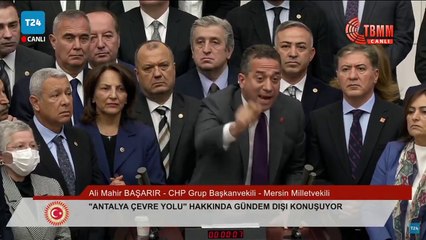 Meclis'te gergin anlar: İmamoğlu tartışması sonrası CHP kürsüyü işgal etti