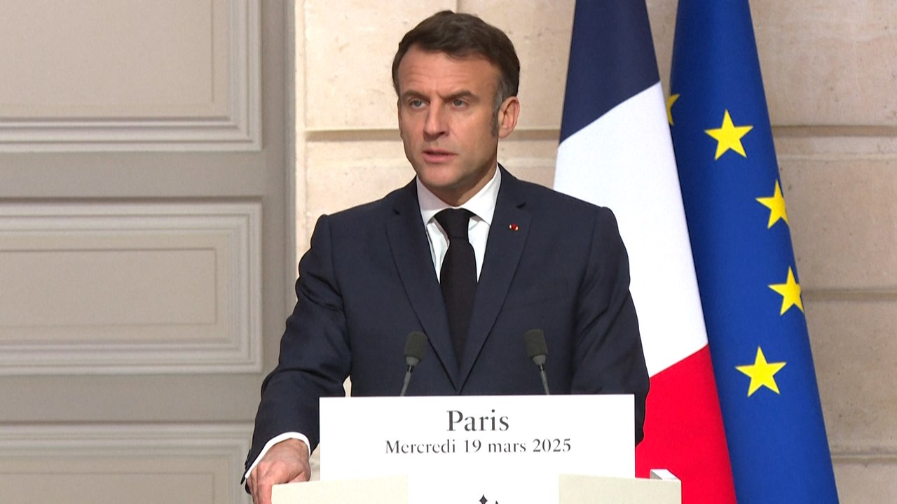 Bombardements à Gaza : « Nous appelons une cessation permanente des hostilités », réagit Macron