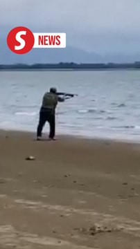 Wildlife ranger shoots crocodile, no carcass found