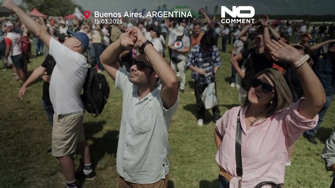 NO COMMENT: Exhibición de aviación experimental en Argentina