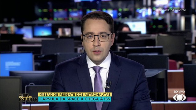 Capsula da SpaceX chega à ISS em missão para resgatar astronautas