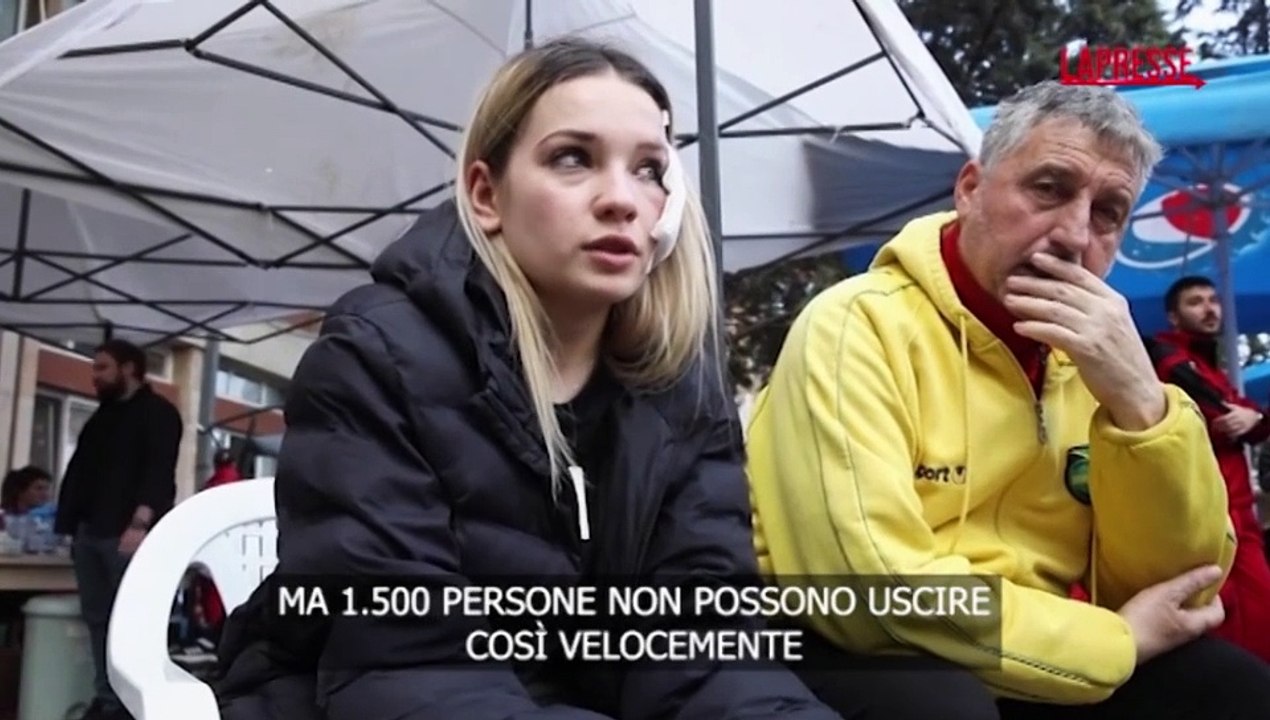 Strage in discoteca in Macedonia, una sopravvissuta: "Viva per miracolo, ma ho perso mia sorella"