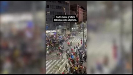Belgrado, studenti accusano: alla manifestazione usata "arma sonora"