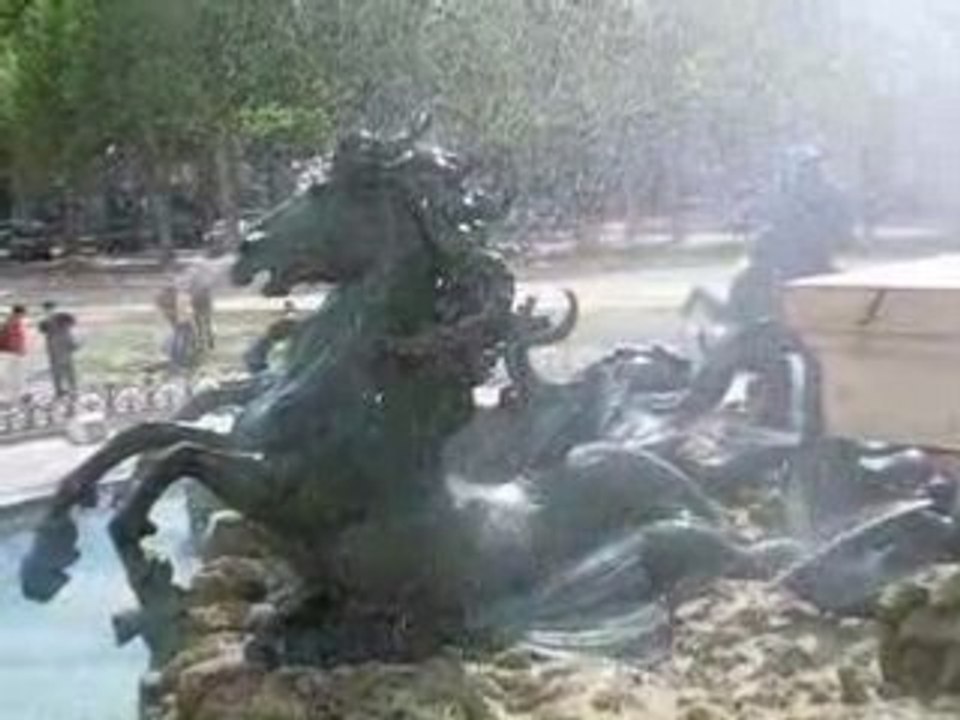 Bordeaux : place des Quinconces