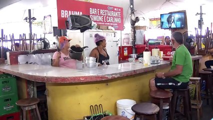 b'STAND UP INCENDIO BARRACA VER O PESO'