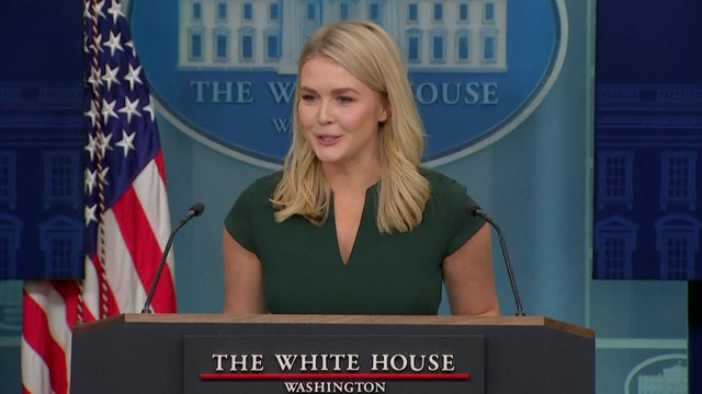 « C'est grâce aux États-Unis que les Français ne parlent pas allemand », répond la Maison-Blanche à Glucksmann