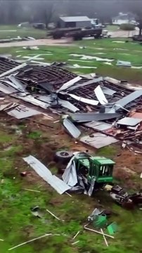 Les dégats impressionnants après le passage des tornades aux USA