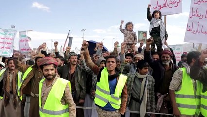 Multitudinarias manifestaciones en Yemen tras bombardeos de EEUU