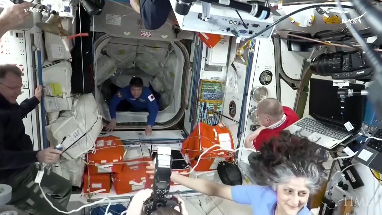 SpaceX Launches New Crew to the Space Station to Replace NASA’s Stuck Astronauts