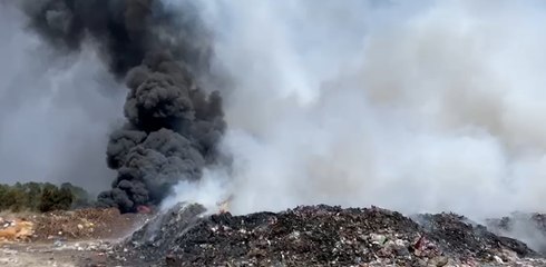 Se incendia el 'basurero' de El Salto, Durango y el fuego está fuera de control por falta de equipo