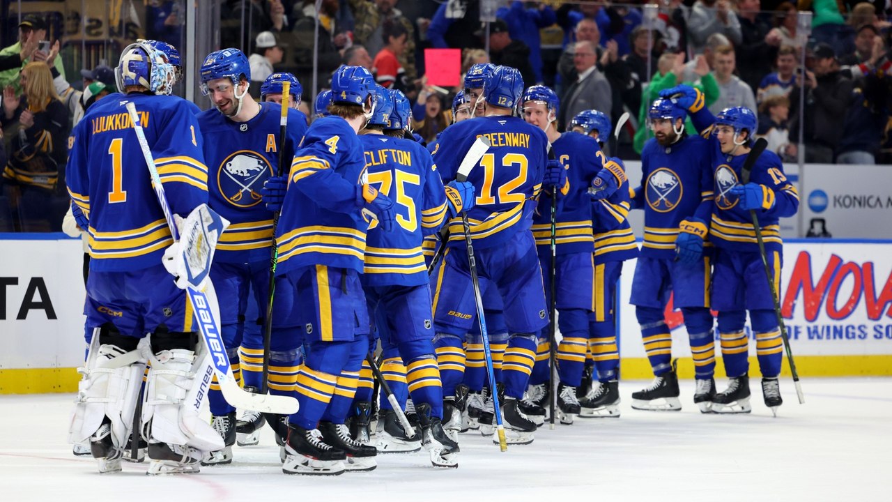 Sabres vs. Bruins, Flyers vs. Lightning: Tonight's NHL Odds