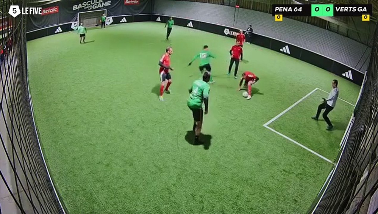 Pena 64 - Verts Galants 17/03 à 20:00 - Football Terrain 3 (LeFive Pau)