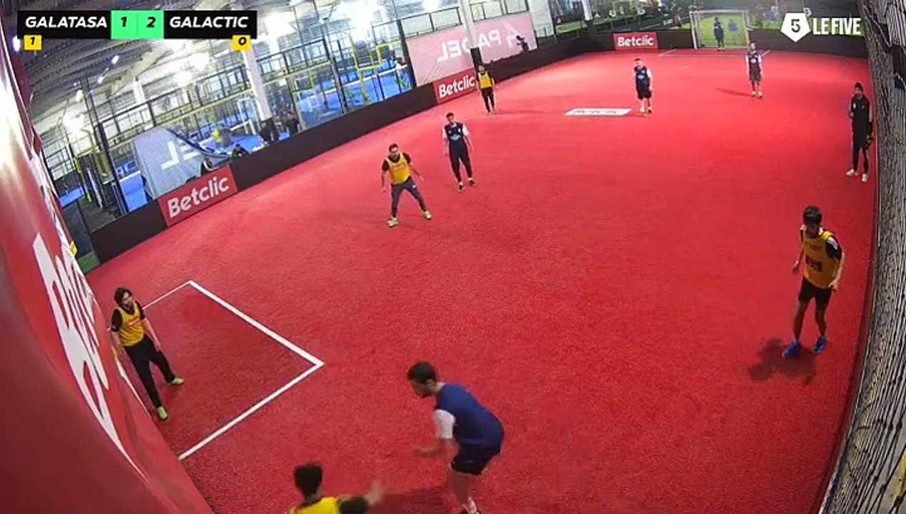 GALATASARAY 94 - GALACTIC 94 17/03 à 20:07 - Football Betclic (LeFive Créteil)
