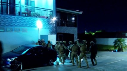 tn7-Sospechoso de quemar carro de primos asesinados se quemó hasta las cejas-170325