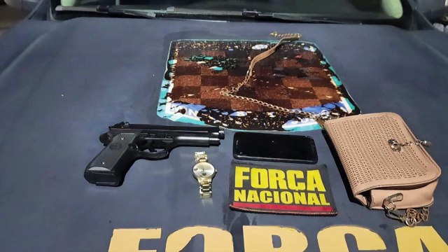 b'Guarda nacional prende tr\xaas homens por assalto na Independ\xaancia '