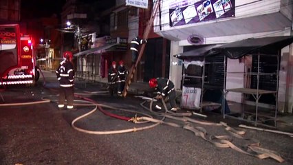 b'Inc\xaandio atinge loja no centro comercial de Belm'