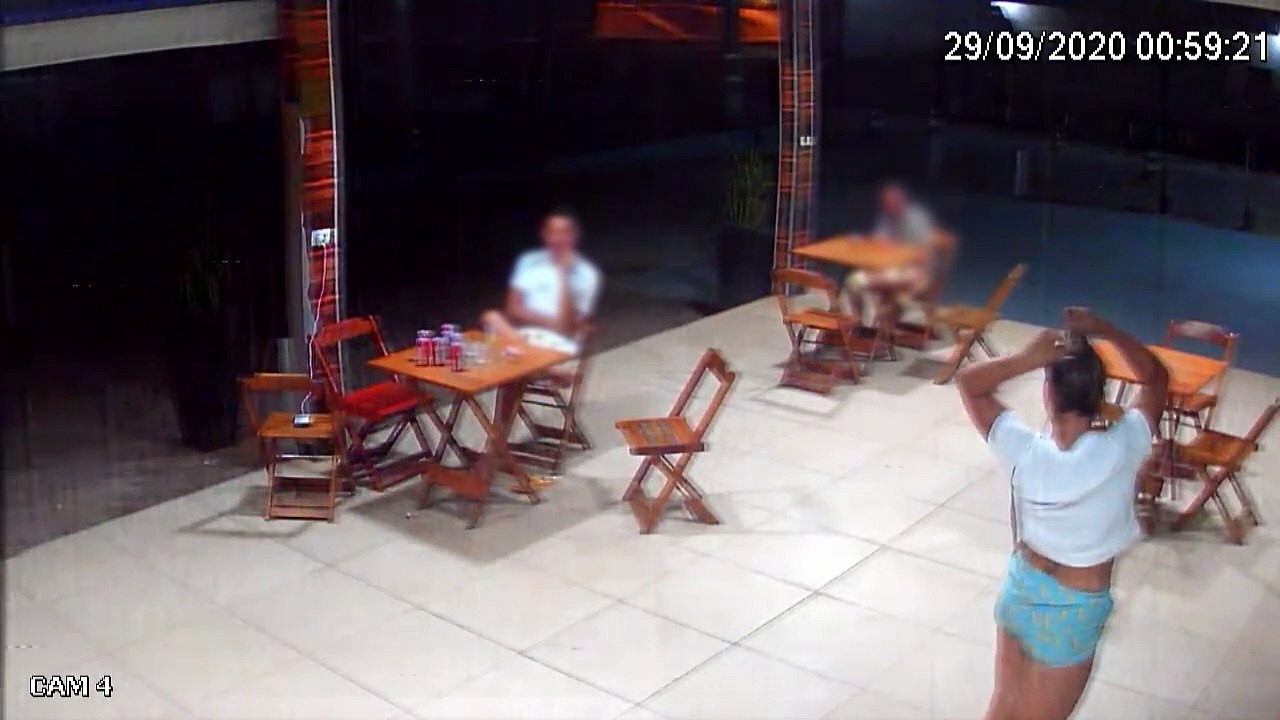 b'Mulher executada em estabelecimento em Me do Rio '