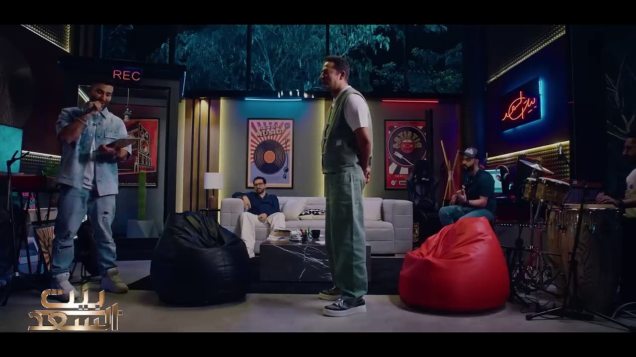 بكاء عمرو وهو يستمع للمرة الأولى لأغنية الحساب بصوت شقيقه أحمد سعد في برنامج بيت السعد