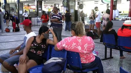 b'Movimentao no Terminal Rodovirio de Belm'