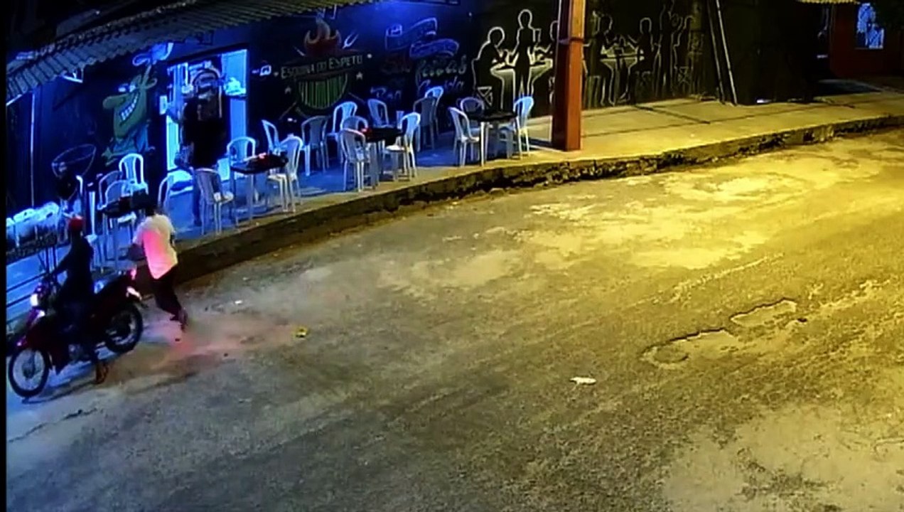 b'Veja flagrantes de assaltos em Belm'