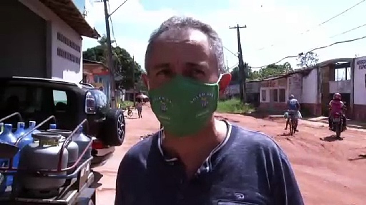 b'Comunidade do Tenon sofre com obras inacabadas'