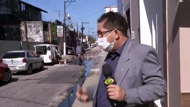 b'Bairro da Campina tomado por buracos'