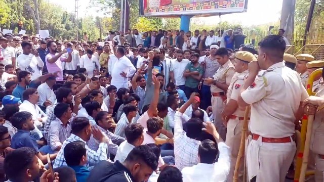 राजकुमार की गुजरात में हुई मौत, भीलवाड़ा में उठे सवाल