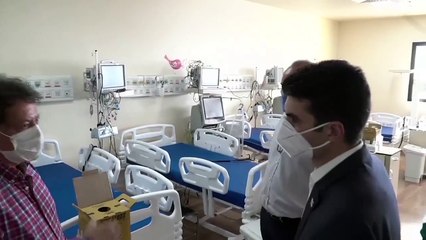 b'Empresa SKM devolve metade do valor da compra dos respiradores '