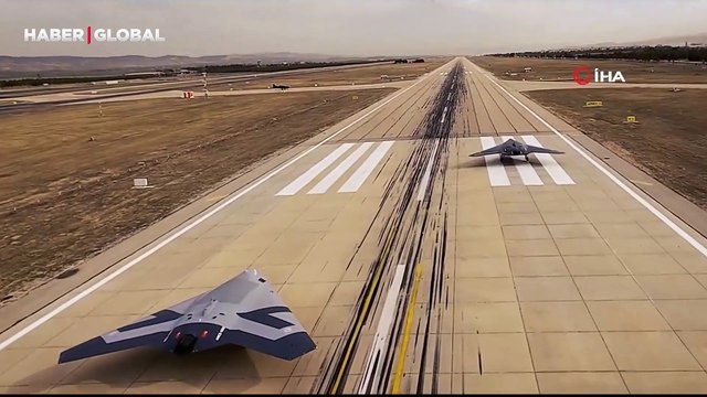 Çanakkale Zaferi'nin 110'uncu yıldönümünde 2 ANKA III gökyüzüne havalandı