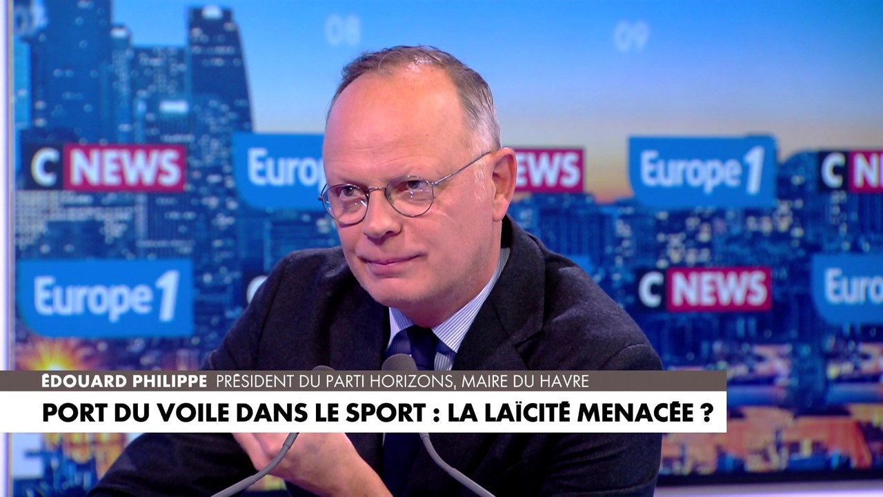 «Avez-vous déjà vu une avocate plaider avec le voile ?», interroge Edouard Philippe