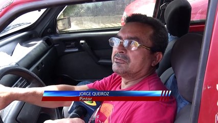 b'Moradores do Aur cobram mdicos na UPA '