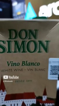 bebiendo vino blanco Don Simon importado de españa vino de castilla #shorts saludos a La Chunga