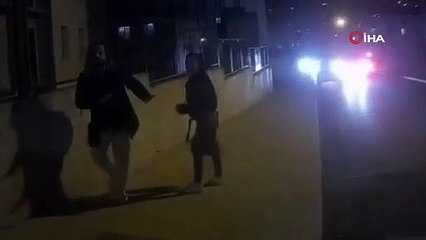 Erkek arkadaşını tekme tokat dövdü!