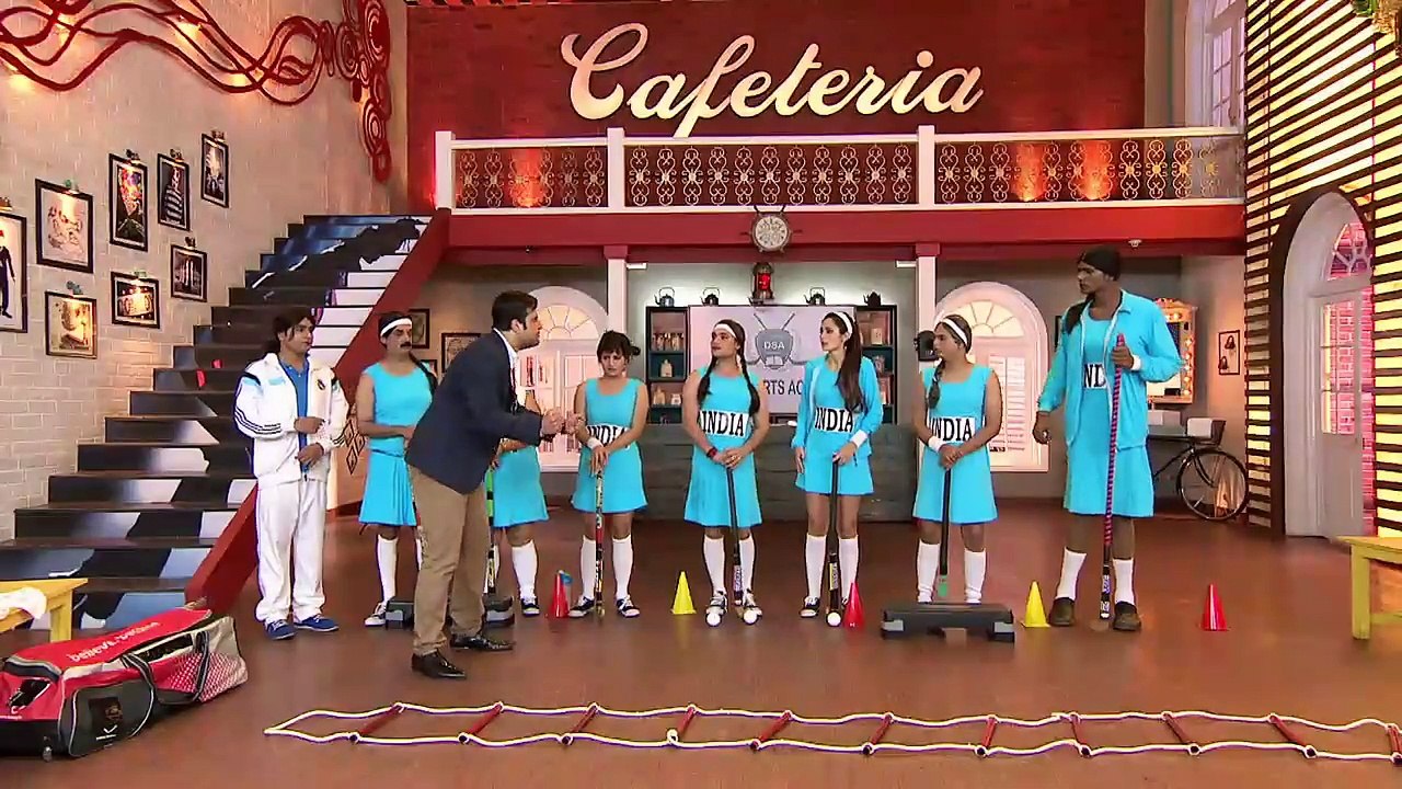 Season 2 Episode 7 comedy-classes krushna coaches a hockey team
